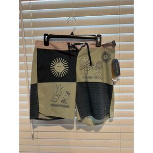 Roark The Passage Boardshort Series Mens Size 30 Swim Trunks Patchwork Sun Print